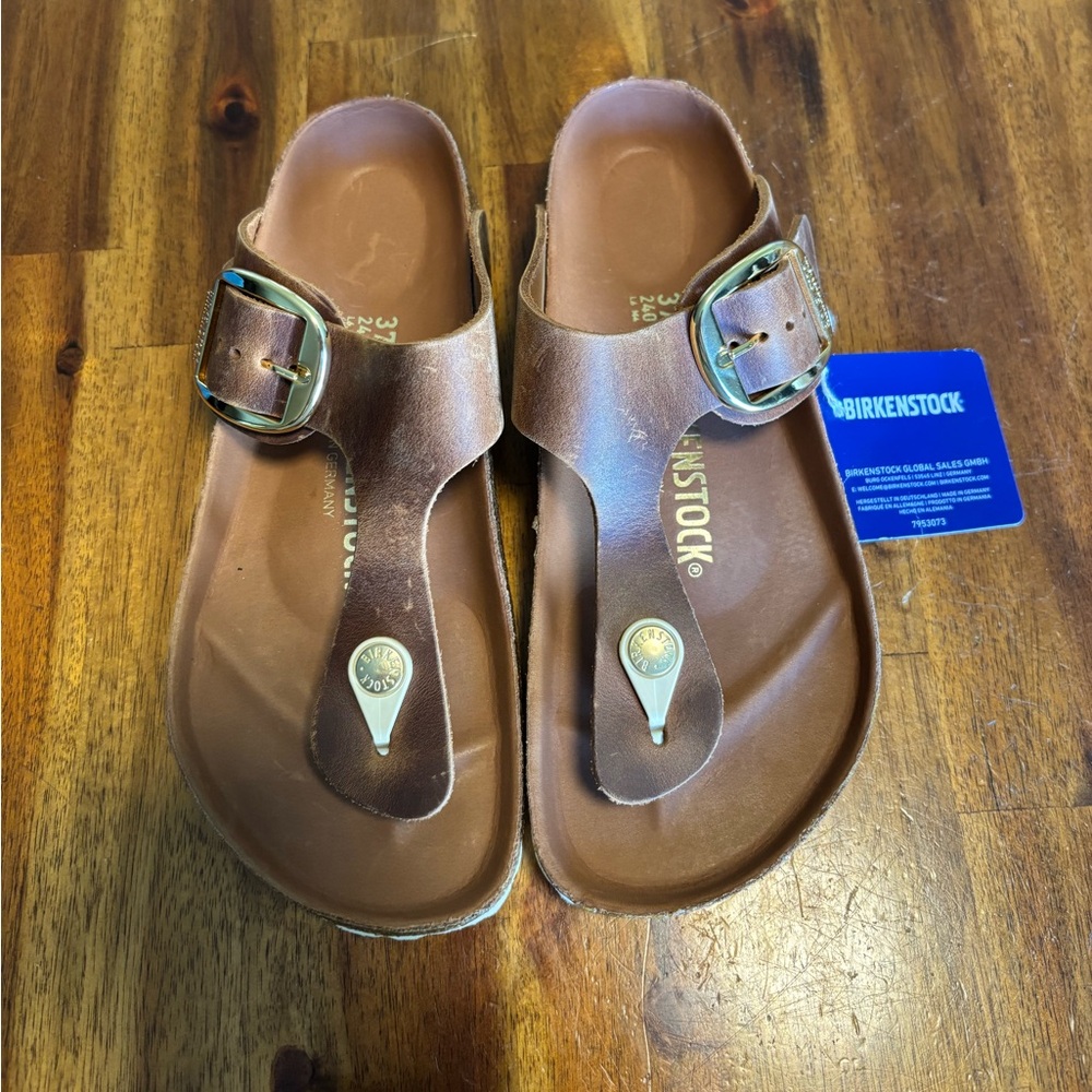 Gizeh Birkenstock Brown Leather Sandals with Gold Buckles
